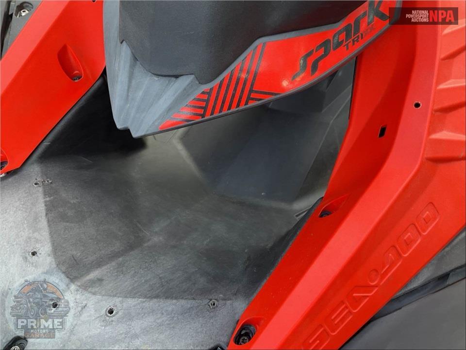 2021 Seadoo/Brp SPARK 2UP TRIXX — фото 12