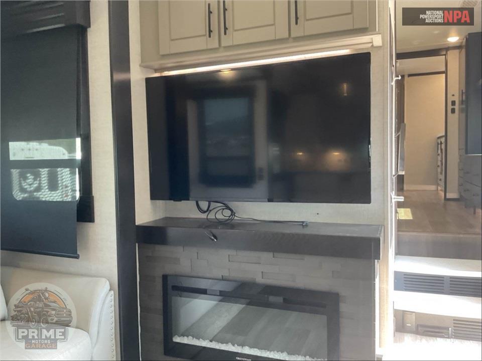 2021 Redwood Rv M-4001 LK - FIFTH WHEEL SERIES — фото 27