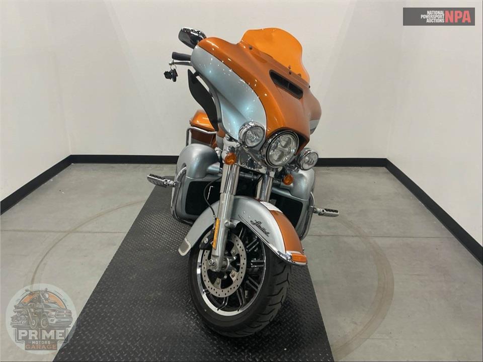2014 Harley-Davidson FLHTK ELECTRA GLIDE ULTRA LIMITED — фото 2