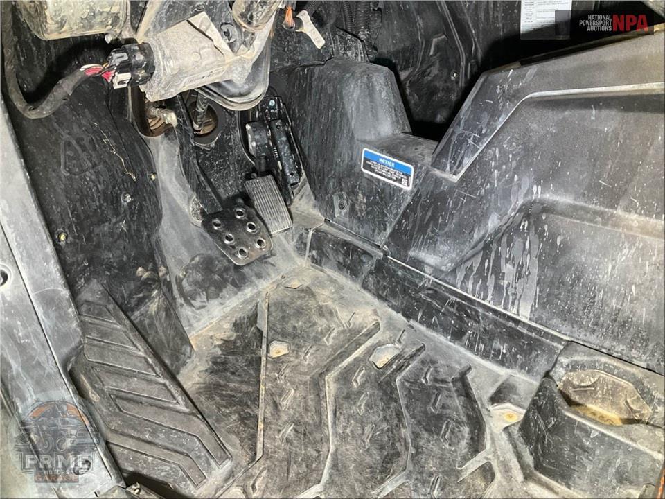 2023 Can-Am COMMANDER MAX XT-P 1000R — фото 45