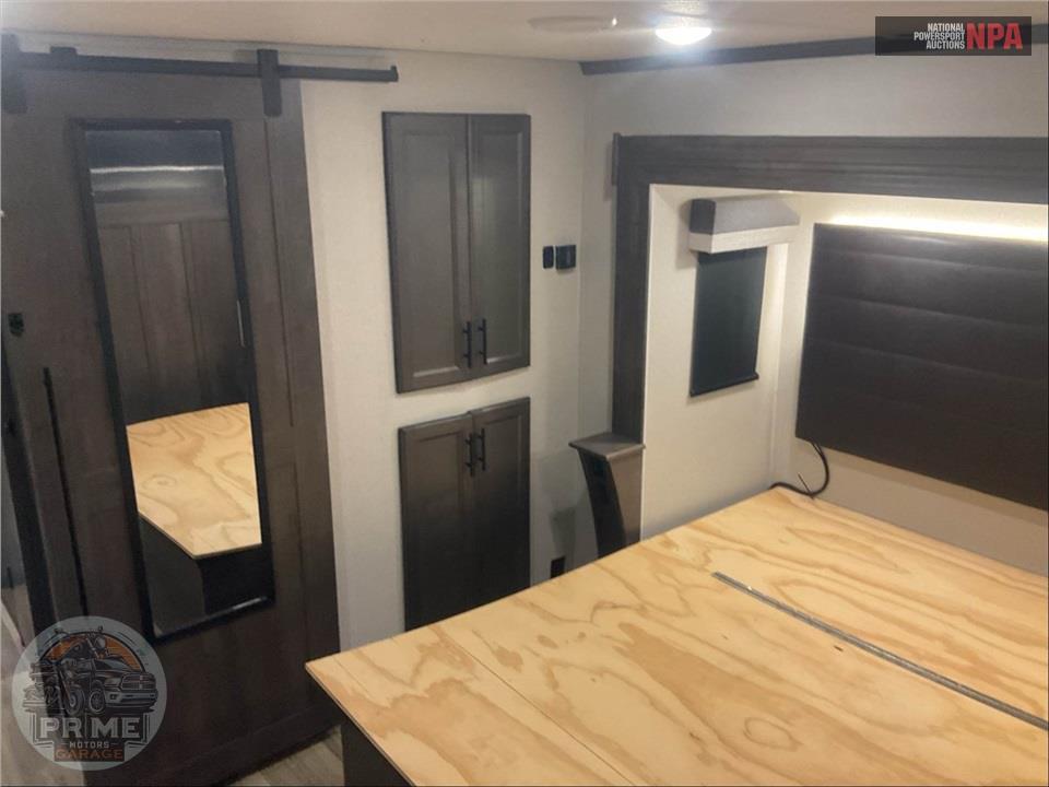 2021 Cardinal By Forest River M-377MBLE - LIMITED FIFTH WHEEL SERIES — фото 12