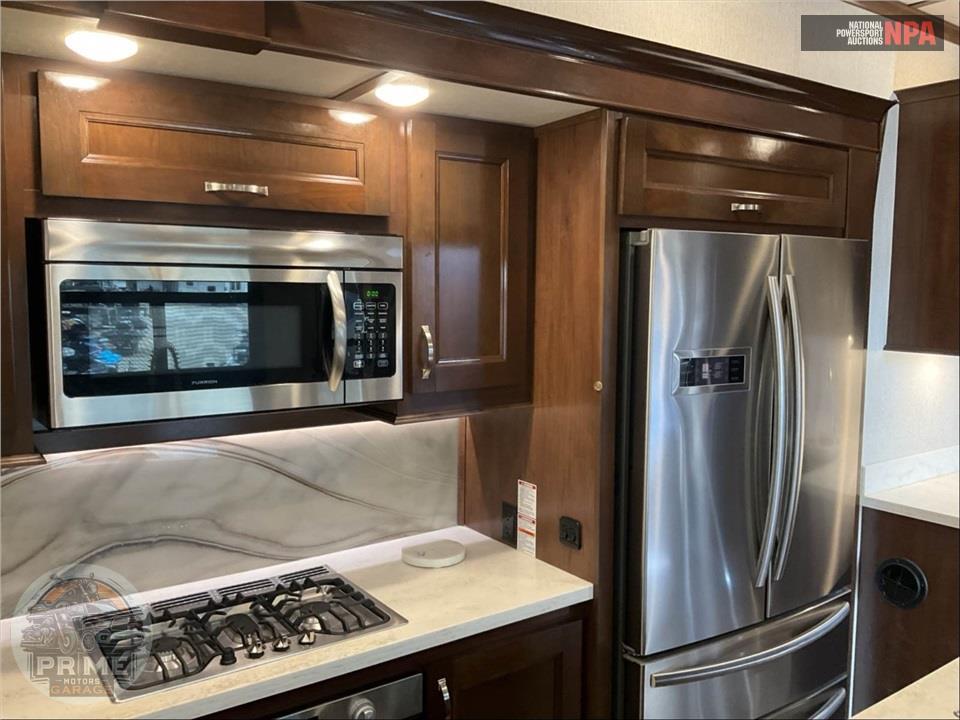 2019 Redwood Rv M-3901 WB - FIFTH WHEEL SERIES — фото 16