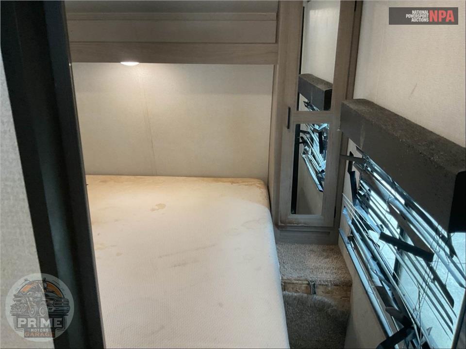 2021 Keystone Rv M-28 RKS - HIDEOUT LUXURY SERIES — фото 14