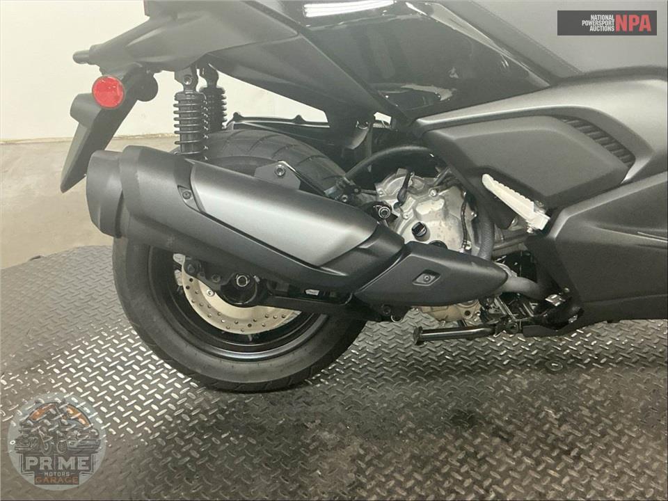 2025 Yamaha XMAX — фото 6