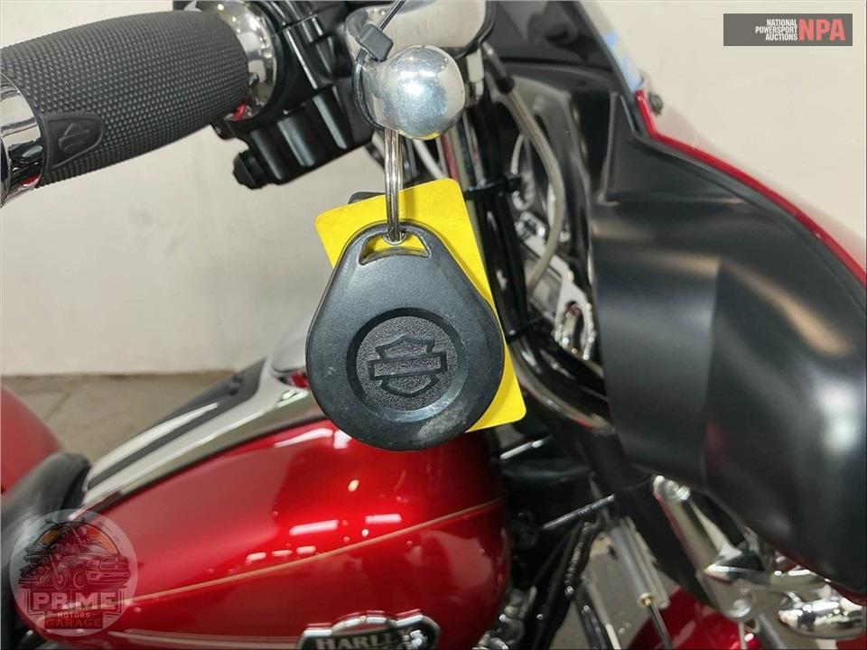 2013 Harley-Davidson FLHTCUTG TRIGLIDE UL CLSC — фото 13