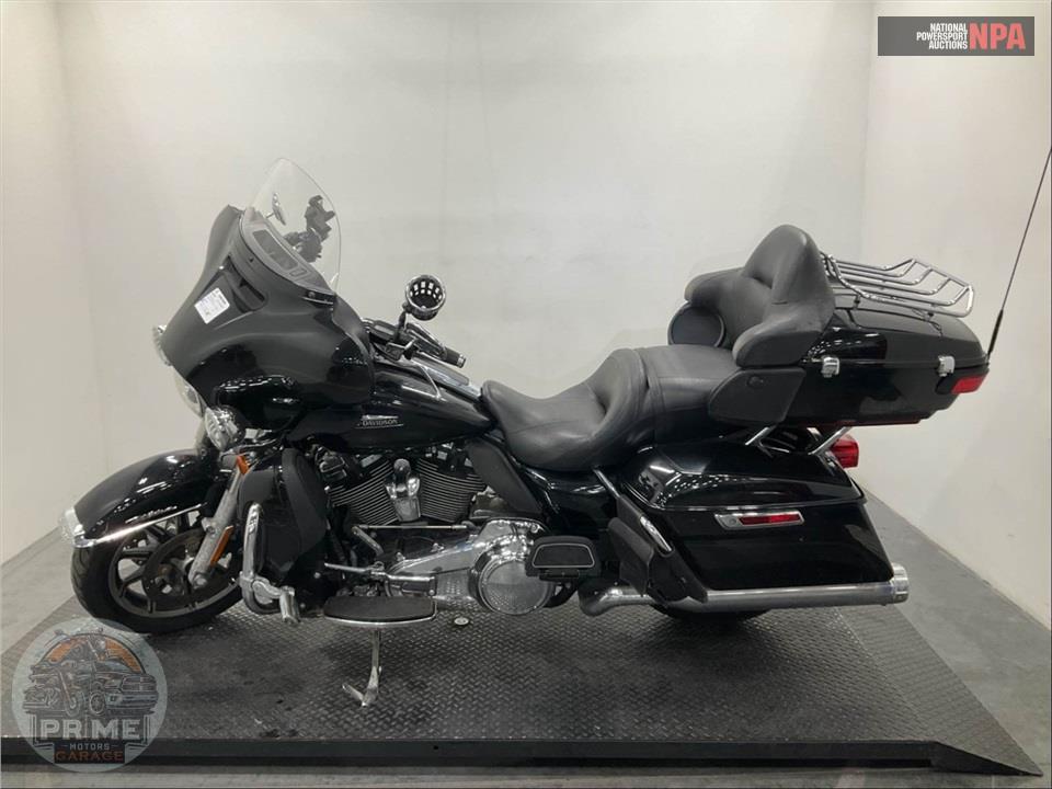 2019 Harley-Davidson FLHTCU ELECTRA GLIDE ULTRA CLASSIC — фото 3