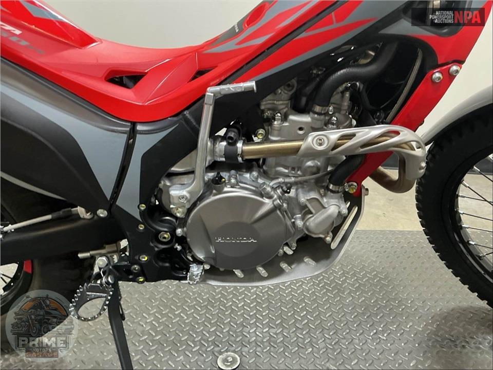 2025 Honda MRT260 COTA 4RT 260R — фото 6