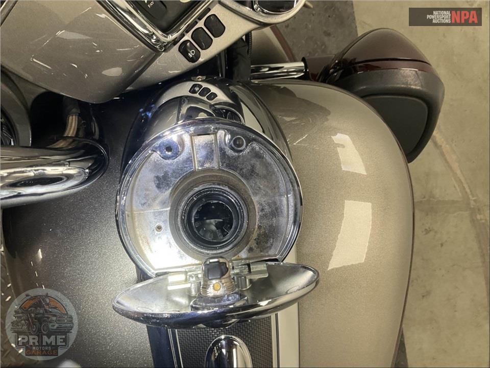 2015 Harley-Davidson FLHTKSE CVO ULTRA LIMITED — фото 13