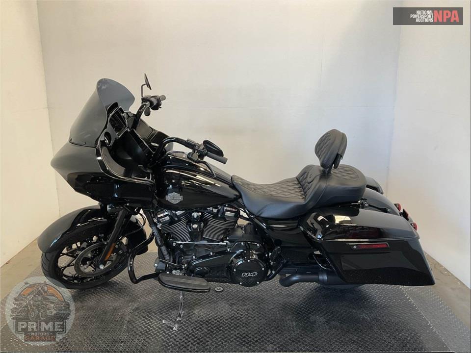 2021 Harley-Davidson FLTRXS ROAD GLIDE SPECIAL — фото 3