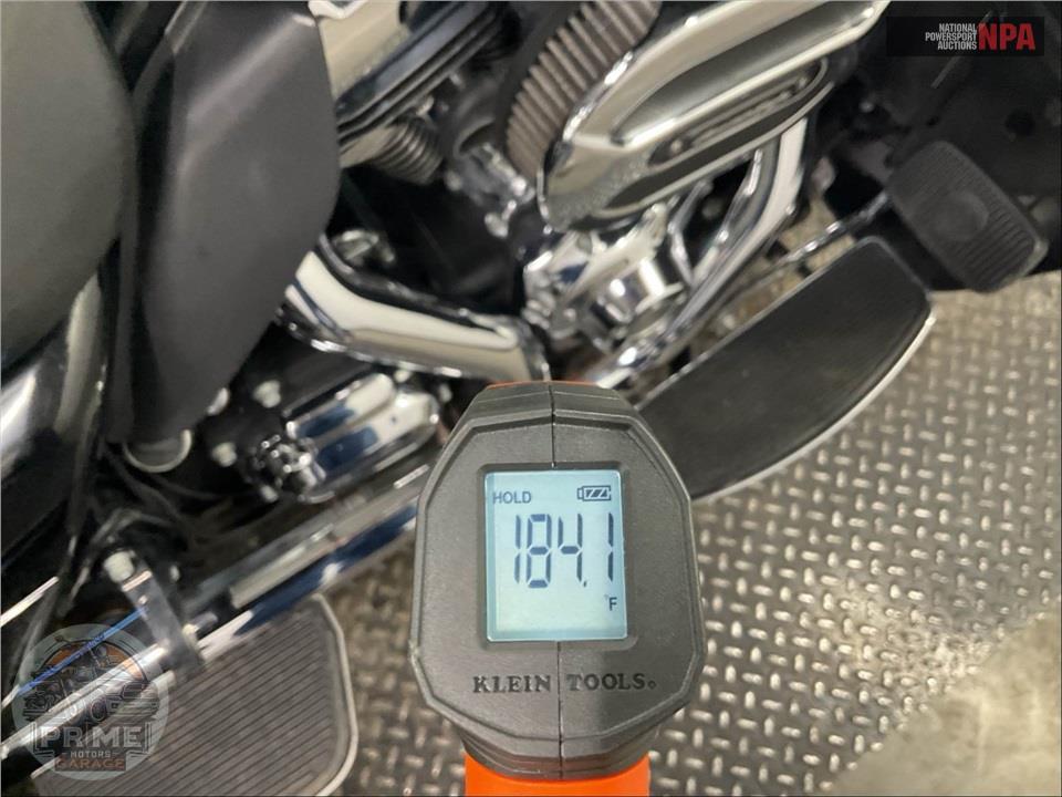 2014 Harley-Davidson FLHTCUTG TRIGLIDE ULTRA CLASSIC — фото 8