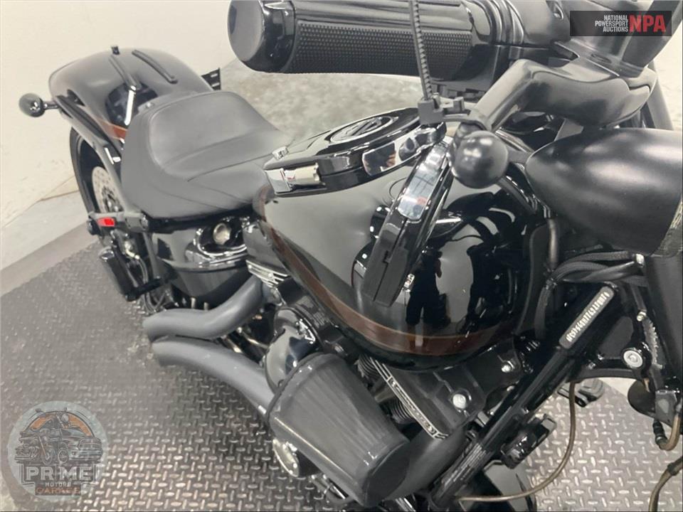 2017 Harley-Davidson FXSE CVO PRO STREET BREAKOUT — фото 11