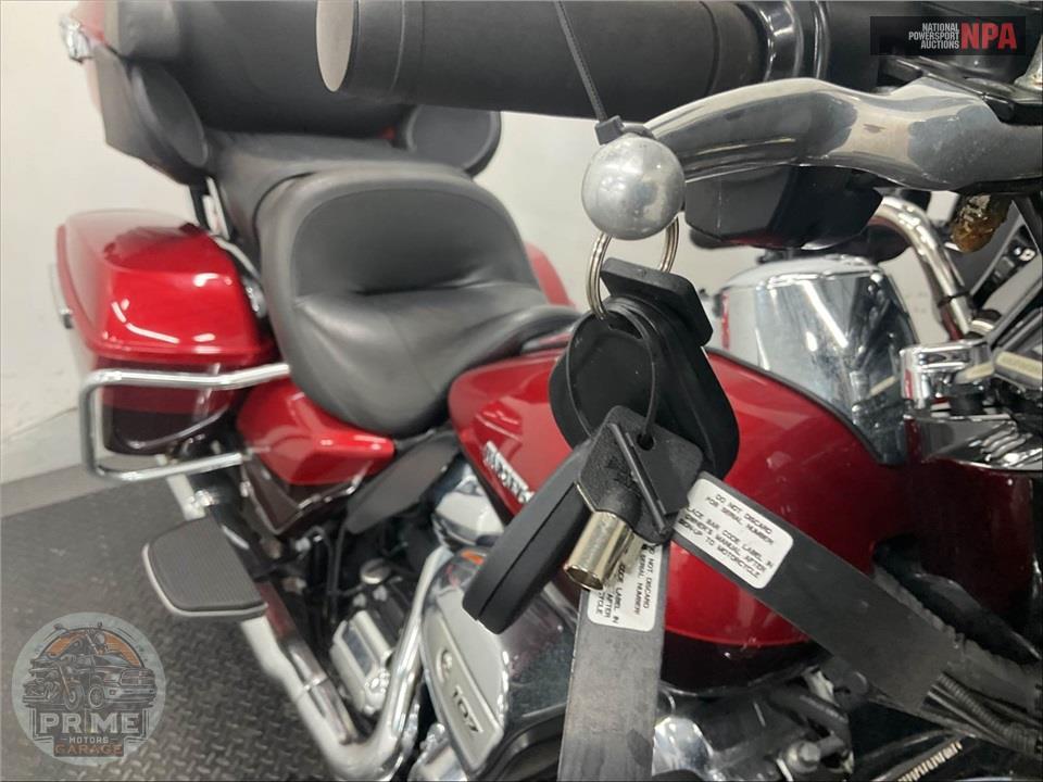 2018 Harley-Davidson FLHTK ULTRA LIMITED — фото 12