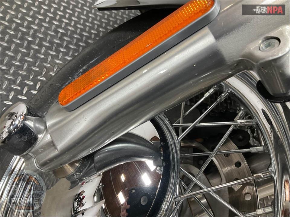 2017 Harley-Davidson FLSTC HERITAGE SOFTAIL CLASSIC — фото 25