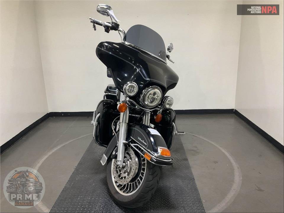 2009 Harley-Davidson FLHTCU ULTRA CLASSIC ELECTRA GLIDE — фото 2