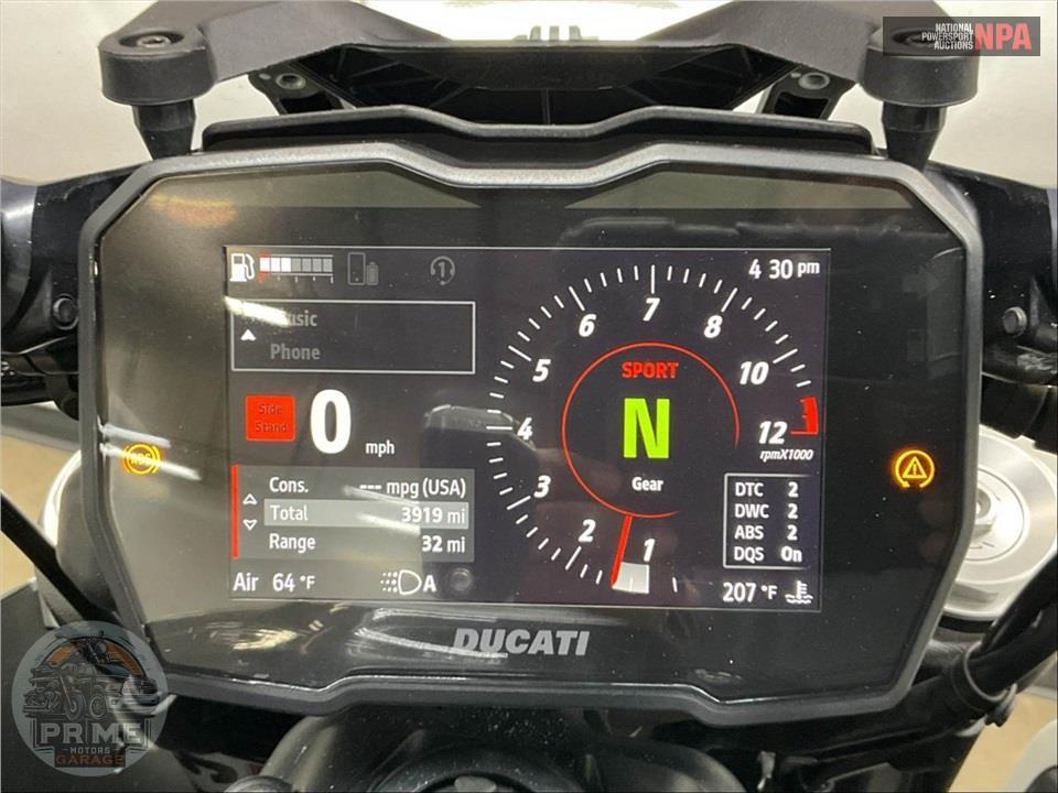 2023 Ducati DIAVEL V4 — фото 5