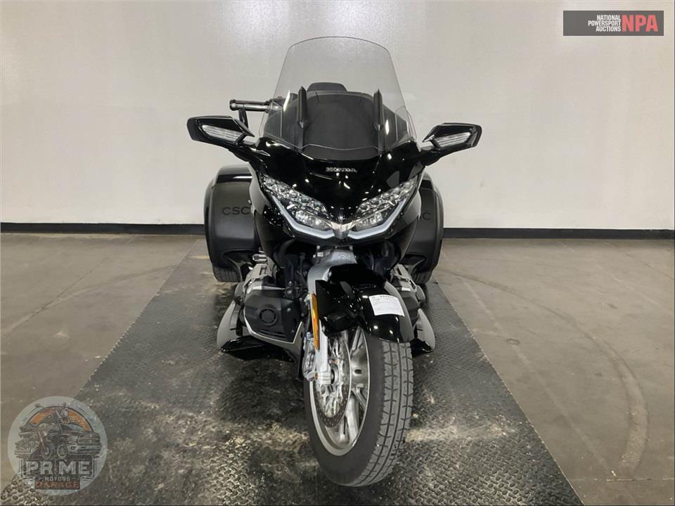 2019 Honda GL1800D GOLDWING TOUR DCT (BLACK) — фото 2