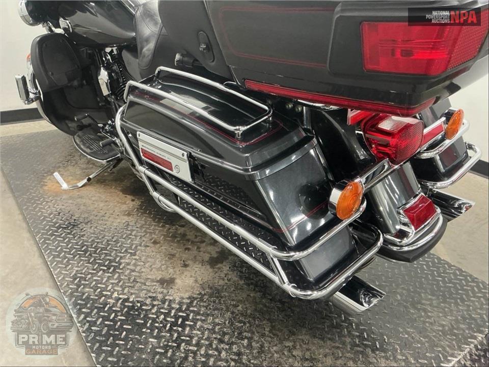 2008 Harley-Davidson FLHTCU ULTRA CLASSIC ELECTRA GLIDE — фото 23