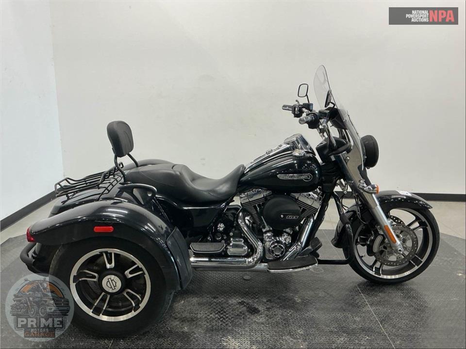 2016 Harley-Davidson FLRT FREEWHEELER — фото 1