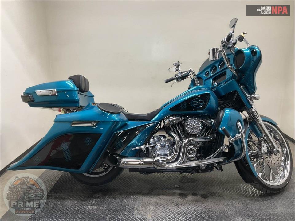 2020 Harley-Davidson FLHX STREET GLIDE — фото 1