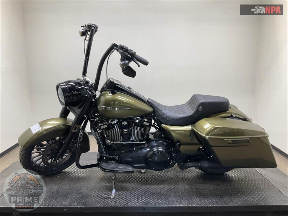 2018 Harley-Davidson FLHRXS ROAD KING SPECIAL — фото 3