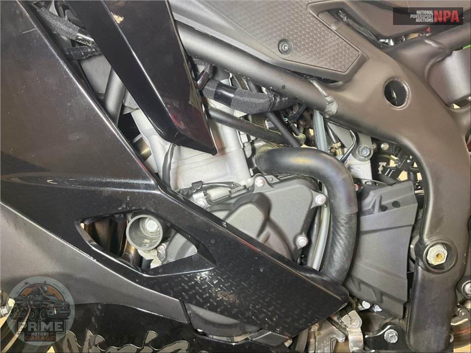 2025 Kawasaki ZX400PSFNL NINJA ZX-4R (ABS) — фото 8