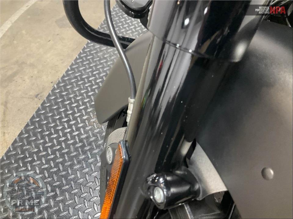 2020 Harley-Davidson FLHXS STREET GLIDE SPECIAL — фото 23