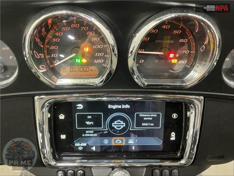 2024 Harley-Davidson FLHTCUTG TRI GLIDE ULTRA CLASSIC — фото 5