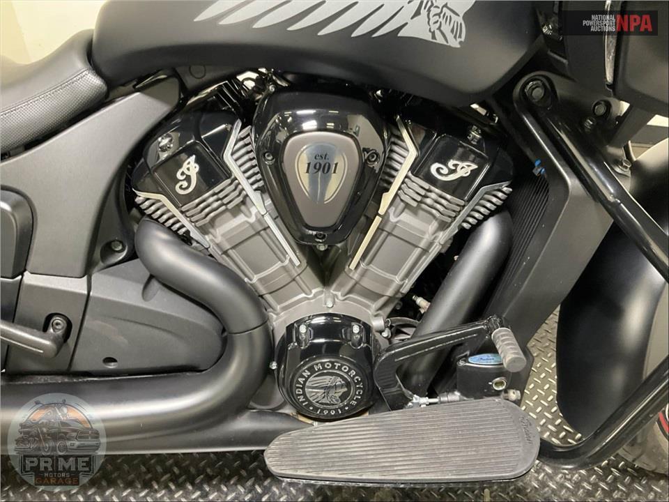 2023 Indian Motorcycle CHALLENGER DARK HORSE (SMOKE) — фото 6