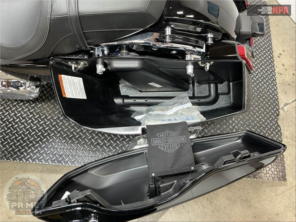 2025 Harley-Davidson FLHX STREET GLIDE — фото 20