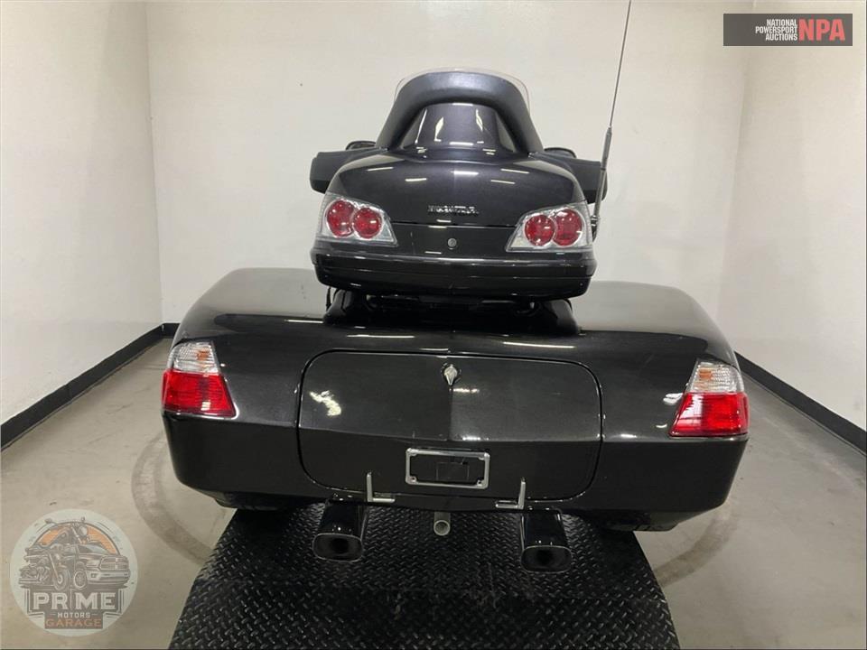 2010 Honda GL1800HPNMA GOLDWING — фото 4