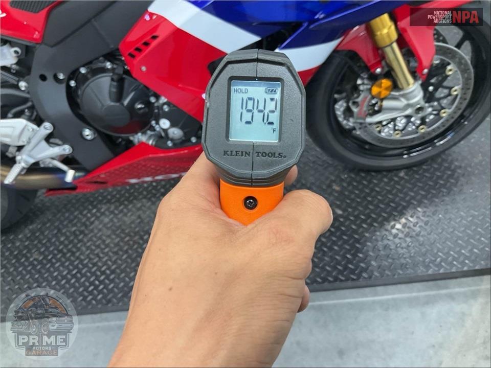 2025 Honda CBR1000RR-R FIREBLADE SP — фото 8