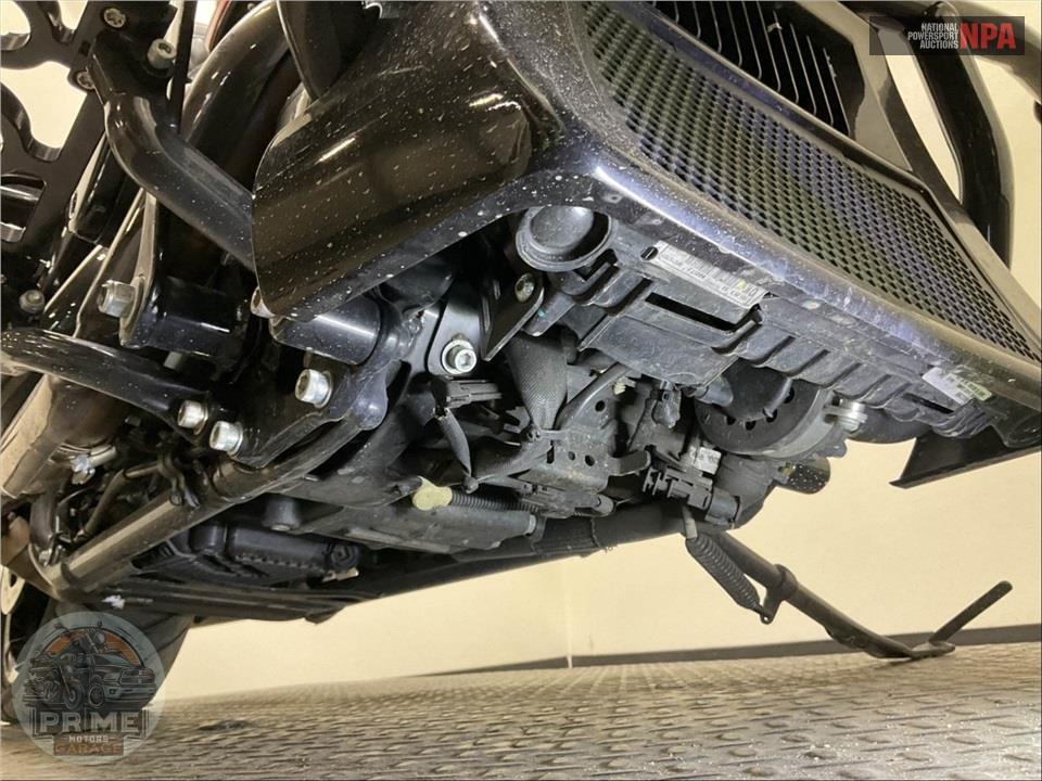 2025 Harley-Davidson FLTRXSTSE CVO ROAD GLIDE ST — фото 13