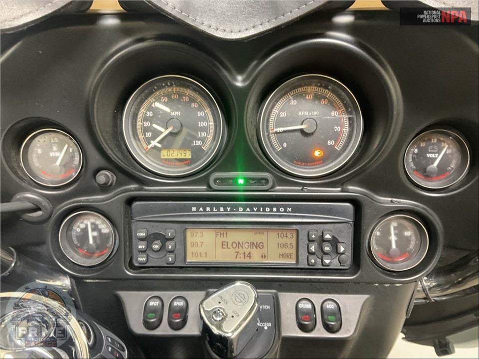 2009 Harley-Davidson FLHTCU ULTRA CLASSIC ELECTRA GLIDE — фото 5