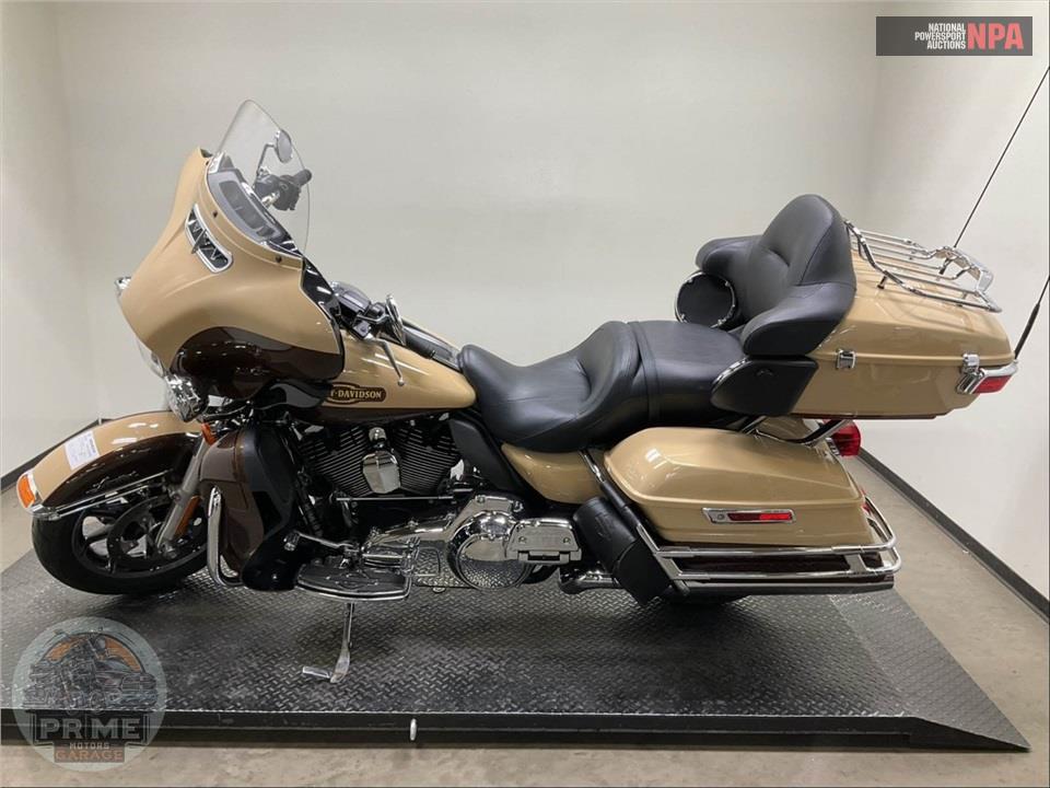 2014 Harley-Davidson FLHTK ELECTRA GLIDE ULTRA LIMITED — фото 3