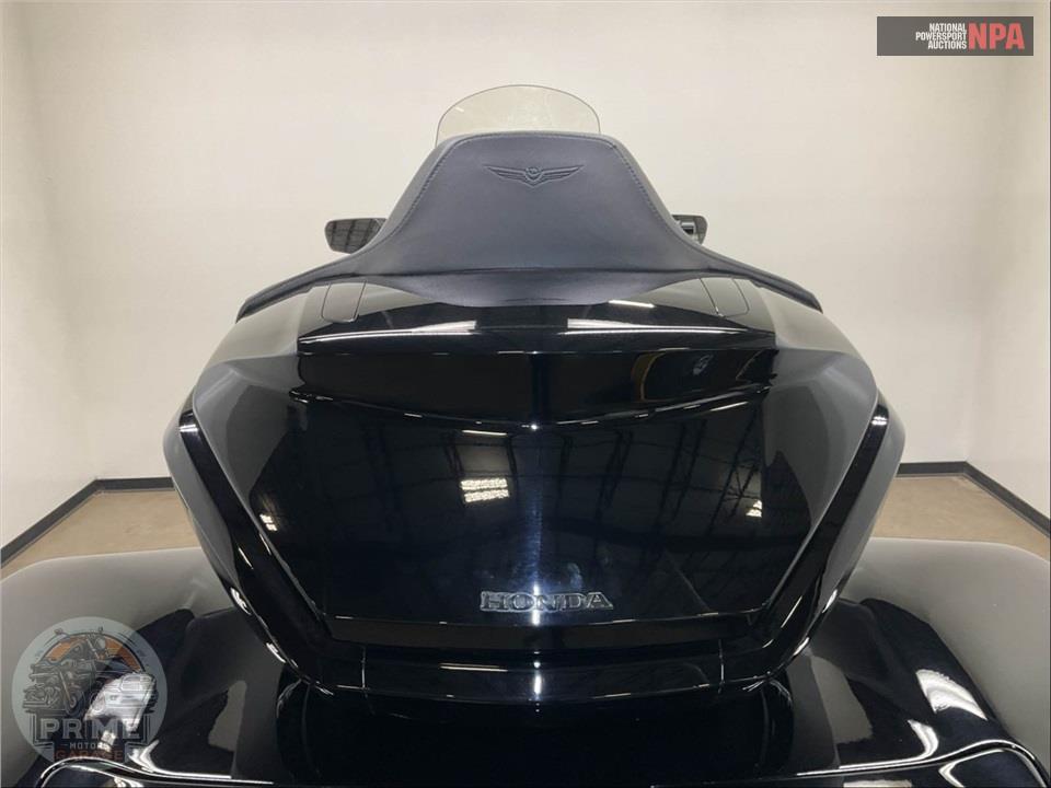 2023 Honda GL1800D GOLDWING TOUR DCT — фото 15