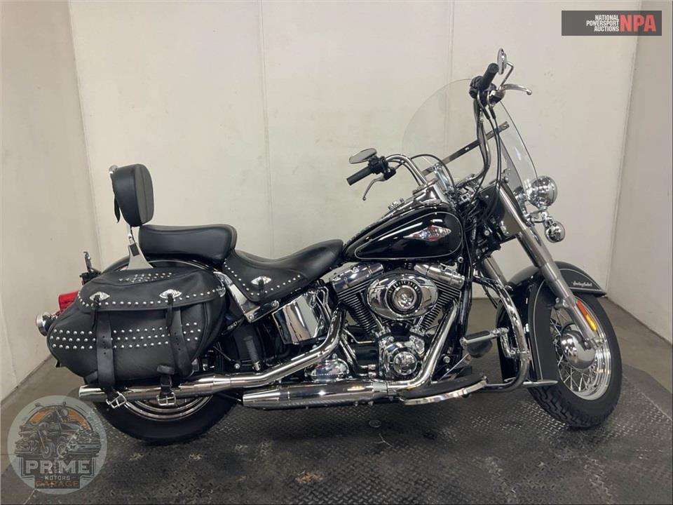 2015 Harley-Davidson FLSTC HERITAGE SOFTAIL CLASSIC — фото 1