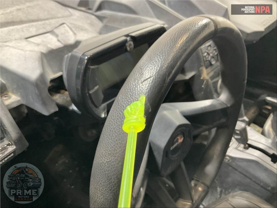 2021 Can-Am MAVERICK X3 MAX RS TURBO R — фото 42