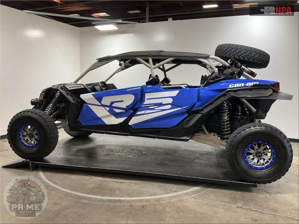2023 Can-Am MAVERICK X3 MAX X RS TURBO RR SMART-SHOX 72 (RED OR BLUE) — фото 3