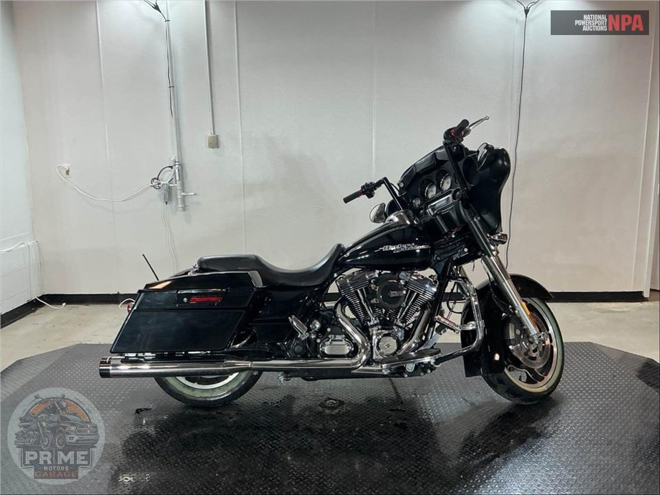 2011 Harley-Davidson FLHX-103 STREET GLIDE — фото 1