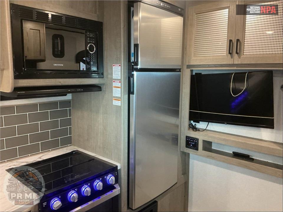 2021 Keystone Rv M-25 TH - HIDEOUT LUXURY TOY HAULER SERIES — фото 8