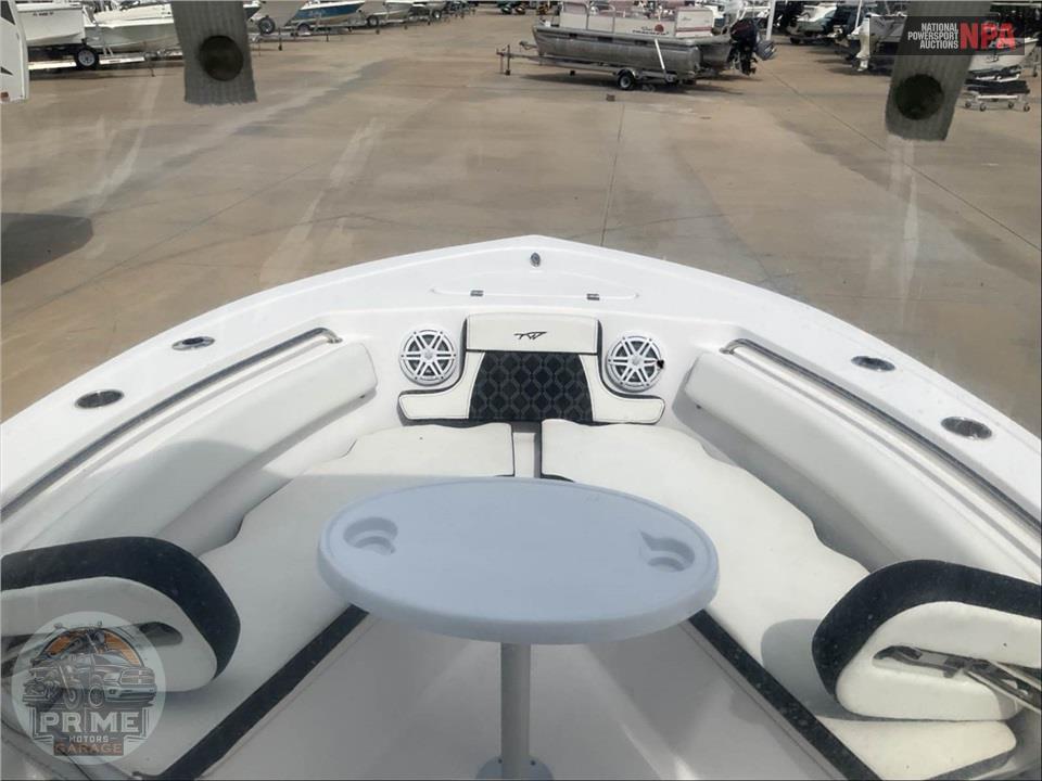 2023 Tidewater Boats 210 LXF(*) L=21/E=150HP YAMAHA — фото 17