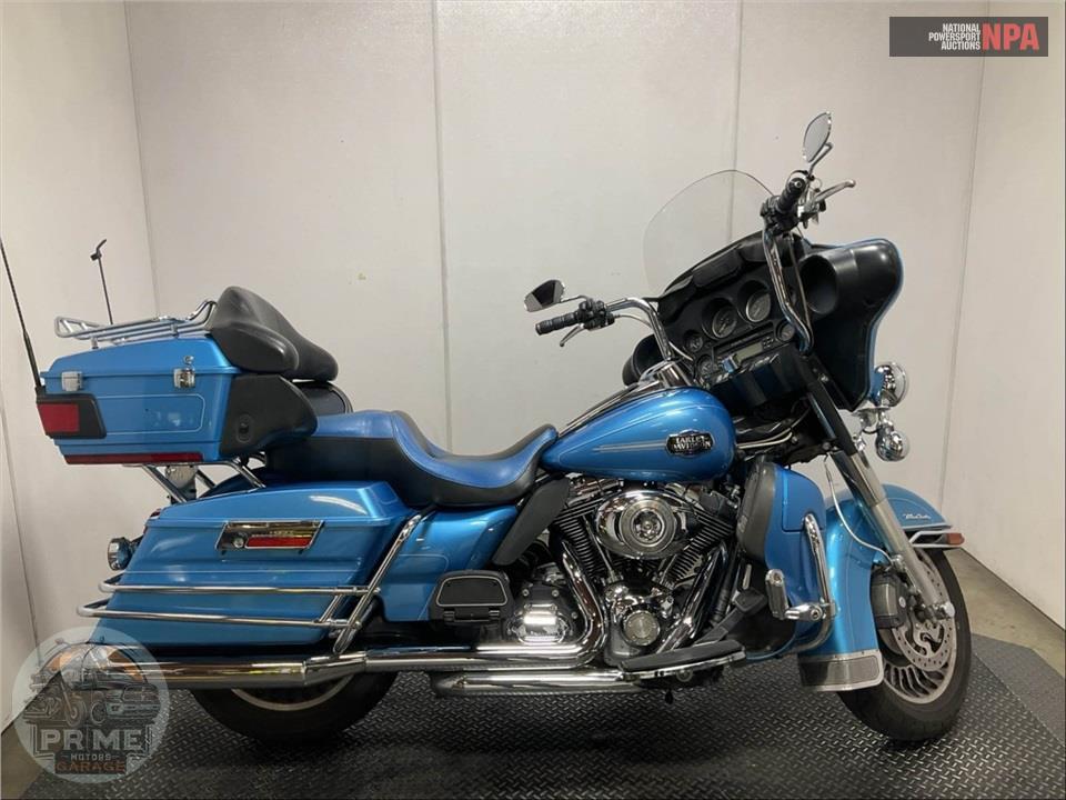 2011 Harley-Davidson FLHTCU UL CLSC EL GLIDE — фото 1
