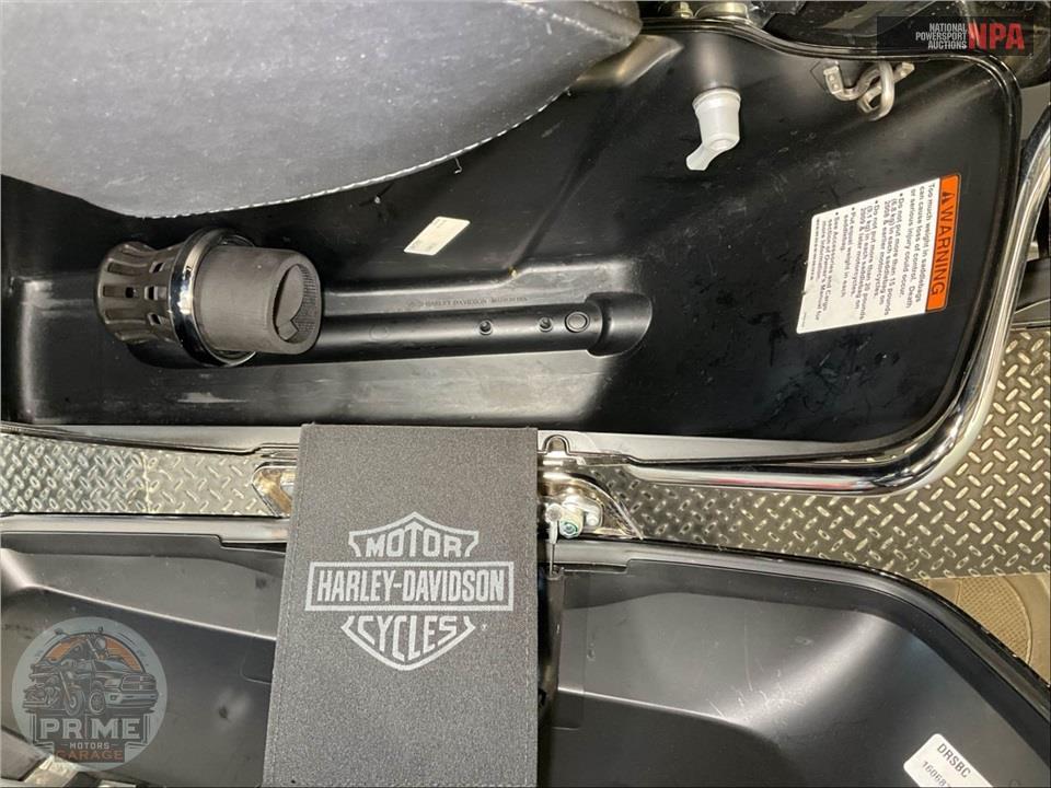 2019 Harley-Davidson FLTRU ROAD GLIDE ULTRA — фото 19