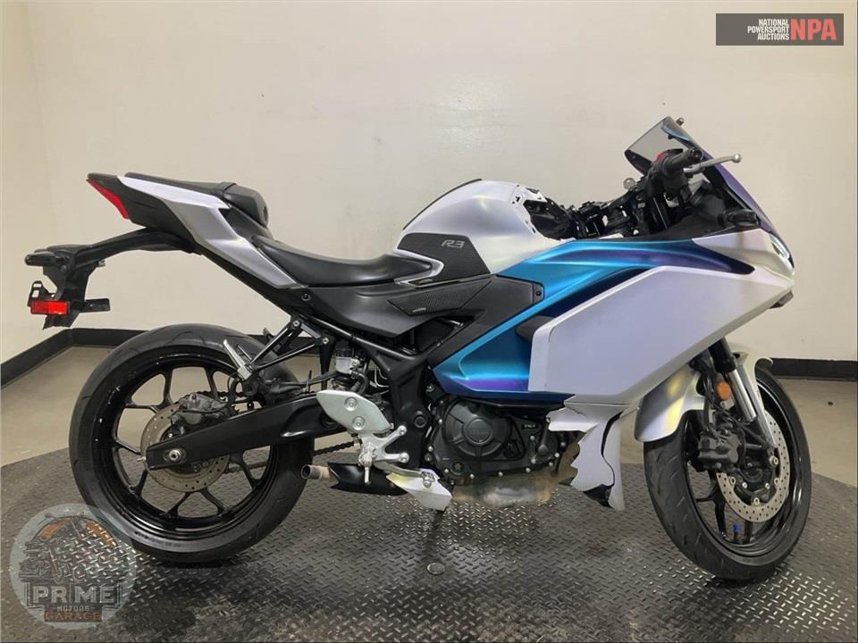 2025 Yamaha YZF-R3 — фото 1