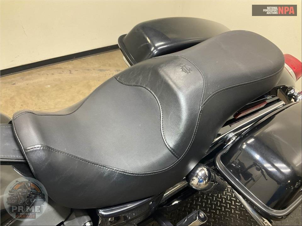 2012 Harley-Davidson FLD-103 DYNA SWITCHBACK — фото 39