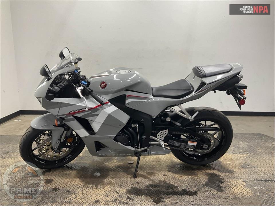 2026 Honda CBR600RR — фото 3