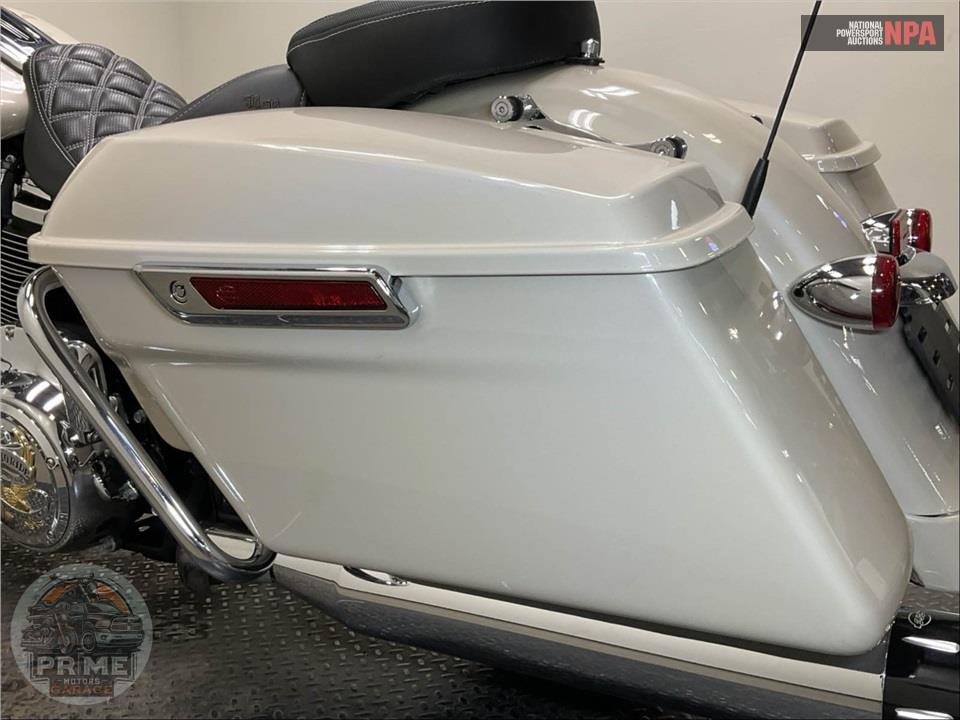 2022 Harley-Davidson FLHX STREET GLIDE — фото 21