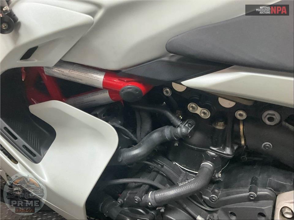 2023 Ducati SUPERSPORT 950 S — фото 18