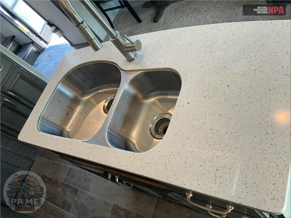 2018 Keystone Rv M-385 BR - MONTANA HIGH COUNTRY FIFTH WHEEL SERIES — фото 20