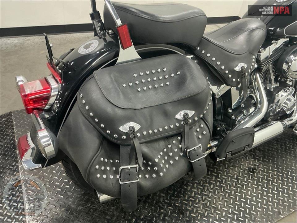 2014 Harley-Davidson FLSTC HERITAGE SOFTAIL CLASSIC — фото 20